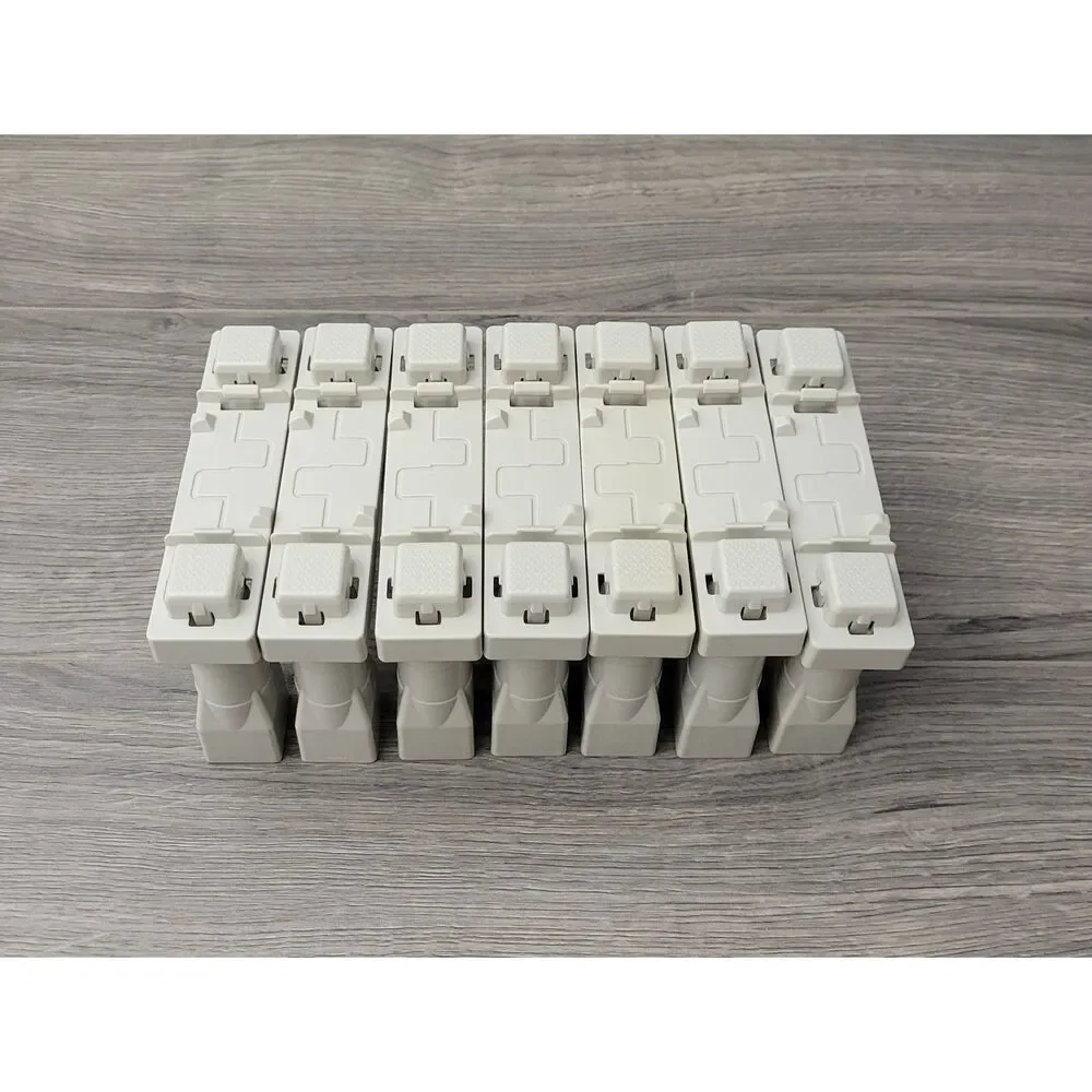 VTG 2004 Fisher Price GeoTrax Set of 7 Track Risers Support Columns Discontinued